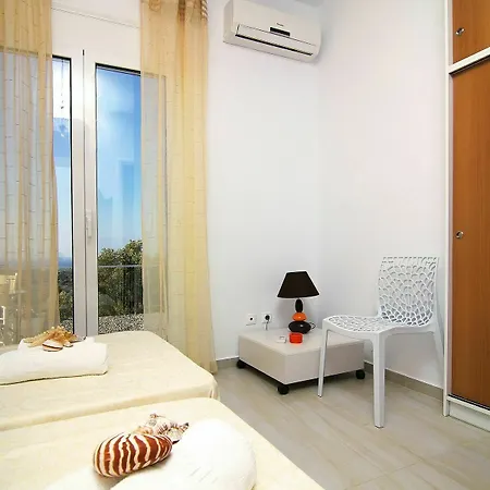 Iperion G2-2 Apartament
